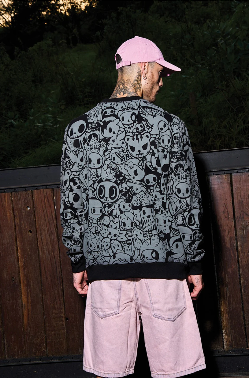 HEART AWAY SWEATSHIRT