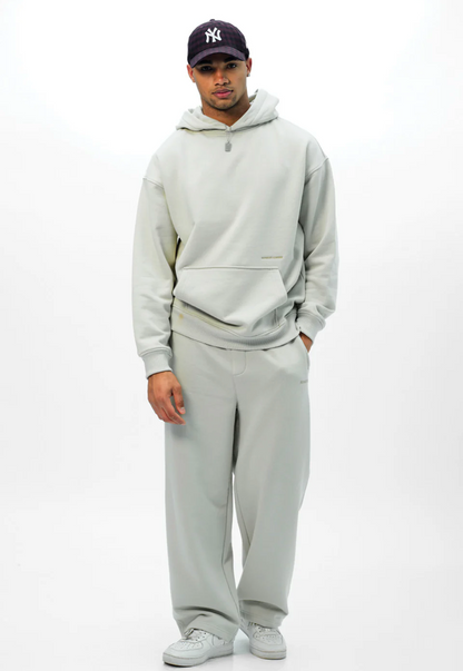 CLOUDY WEAR A HUG OVERSIZED HOODIE