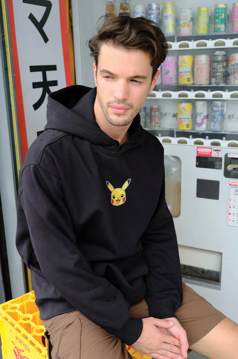 BLACK EMBROIDERED POKÉMON HOODIE